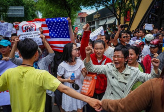 越南爆发大规模反华游行 中国只是躺枪者