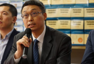 多伦多总领馆总领事韩涛助力加拿大华人捐赠