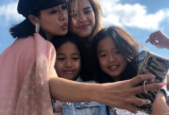 钟丽缇大女儿近照曝光 意外撞脸当红女星