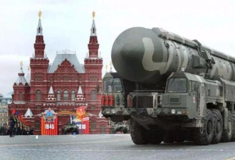 勒紧裤腰带也要造导弹，俄国核大棒依然强悍