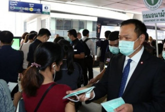 泰国卫生部长：将驱逐不戴口罩的西方游客
