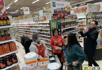 加拿大华裔部长到大统华购物，鼓励市民多消费