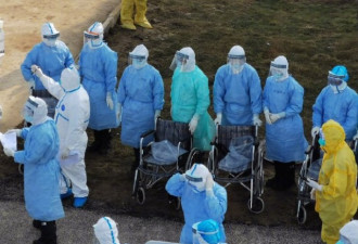 火神山医院收治首批50位患者进入病区