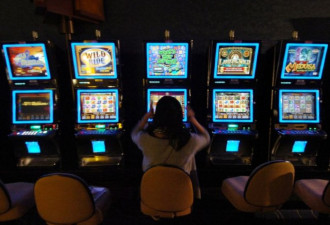 小费超过收入：华人赌场职员没报税被罚
