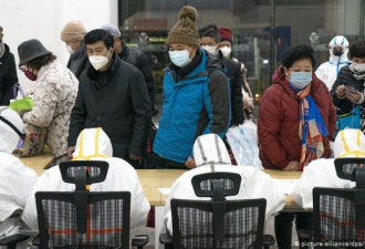 打击新冠疫情“谣言” 300中国公民遭强制拘留
