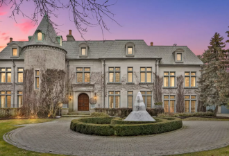 多伦多上市的10大豪宅 最贵一幢降价$400万元
