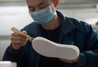 新冠疫情冲击中国 “世界工厂”地位不保
