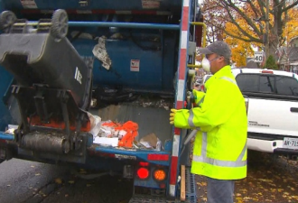 多伦多垃圾回收工人也要罢工！央街以东都遭殃