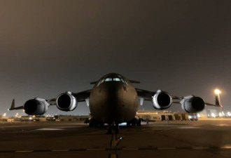 印度军机飞抵武汉，送来15吨医疗物资
