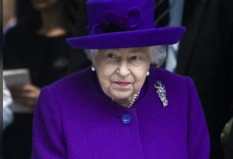 英女王撤离白金汉宫 政府拟让长者居家隔离