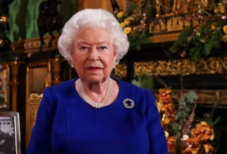 英国女王罕见发表全国特别演说