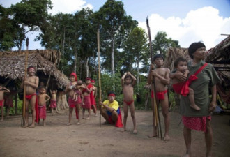 与世隔绝的巴西亚马逊部落出现确诊