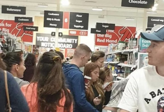澳洲民众呼吁：禁止家庭进入超市购物！