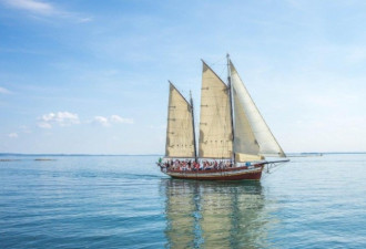 荷兰高中生花5周搭帆船横越大西洋返家