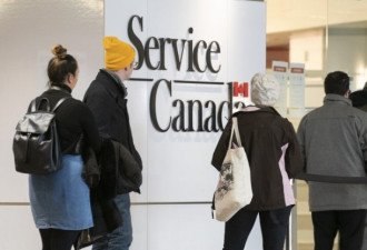 加拿大4月份失去200万工作，失业率飙升至13％