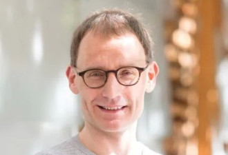 英国传染病专家顶风作案私会情妇被喷