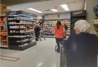 超市限购引发疑虑 民众提早出门、跨州买菜