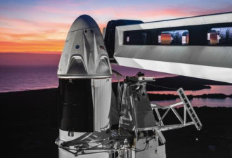 马斯克NASA的B计划：商业载人飞船成功首秀