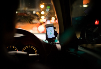 澳Uber司机化身“午夜色魔”，夜里“猎艳”