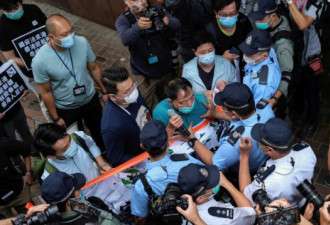 美国：国安若踏足香港 自治的丧钟便敲响