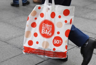 笑疯！塑料袋土嗨时尚风靡澳洲