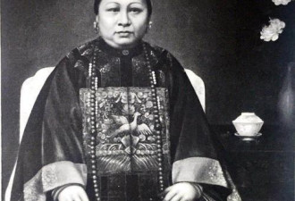 赌王祖奶奶不求名分嫁犹太人 生4子1女被抛弃