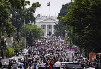 包围白宫！成千上万人占领华盛顿特区