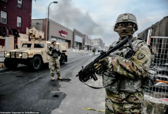 美国动员非武装国民警卫军 守护首都雕像