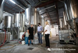 疫情中的啤酒厂增加洗手液生产，恢复就业