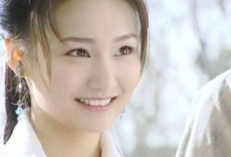 牛萌萌否认吸毒被捕 禁毒官微转发报道打脸