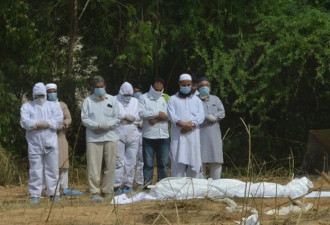 亚裔男子疑染新冠住院 被拔下呼吸机死亡