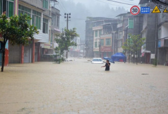 南方洪灾:救援&quot;前所未有&quot;地艰难