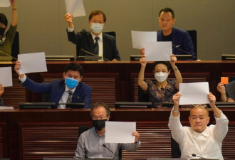 香港民主派议员初选 参与人数远超预期