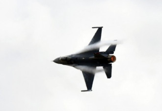 两周内第2次 美空军又传F-16坠毁