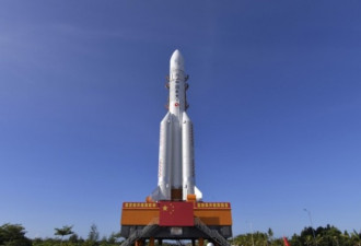 中国火箭准备就绪 将搭载“天问一号”上火星