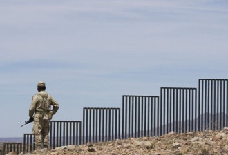 川普：美墨边境建成386公里隔离墙