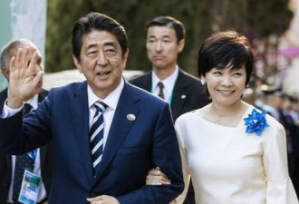 日本首相安倍年收入254万 65岁还没生娃