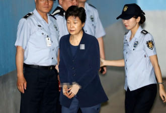 朴槿惠干政案和受贿案重审宣判 获刑20年