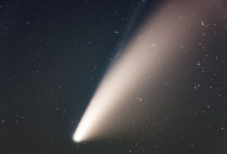 这颗彗星正离我们远去 错过了就要再等6800年