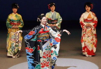 为了奥运 日本原为世界设计了213套和服
