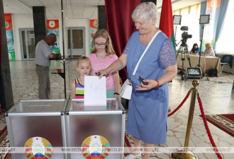 总统卢卡申科第6次成功获选白俄罗斯总统