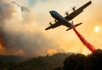 加州野火酿逾2万居民被迫撤离