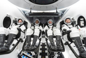 SpaceX将于10月送商业宇航员去空间站