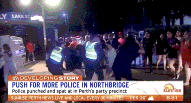 珀斯北桥200人大暴乱！聚众闹事！袭击警察！