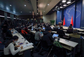 美国或将拒给中国记者续签 北京将做出正当反应