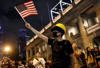 美国“真动手” 将沉重打击香港