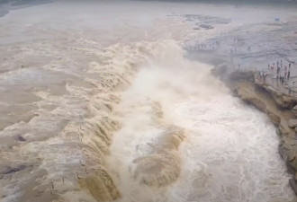 黄河遇22年来最大洪峰 强拆54座浮桥应急