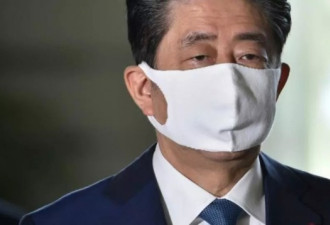 日本首相传辞职定居 东京股市大震荡