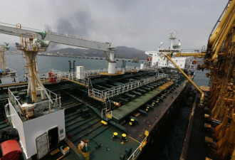 美国制裁11家涉嫌协助伊朗出口石油的公司