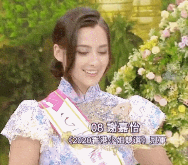 当年被骂造假的百亿富家女港姐夺冠黑幕